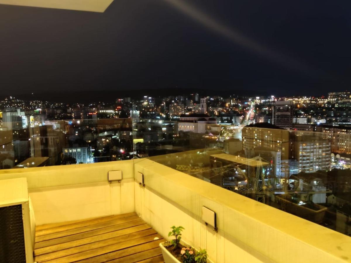 Luxury Sky View Apartment Priştine Dış mekan fotoğraf