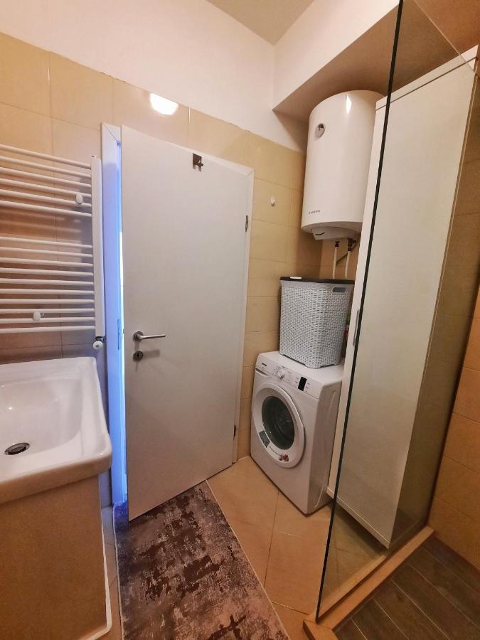 Luxury Sky View Apartment Priştine Dış mekan fotoğraf