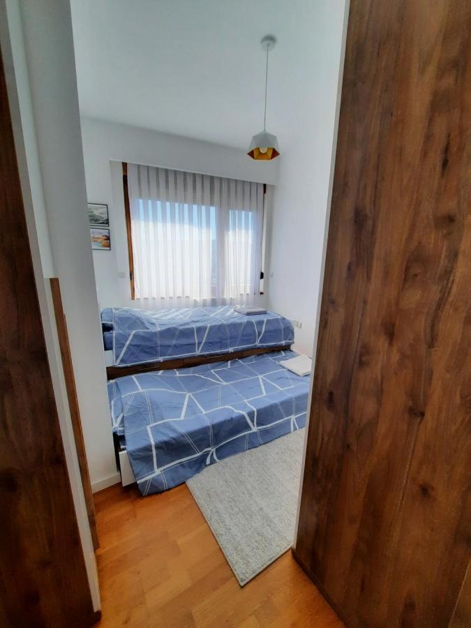 Luxury Sky View Apartment Priştine Dış mekan fotoğraf