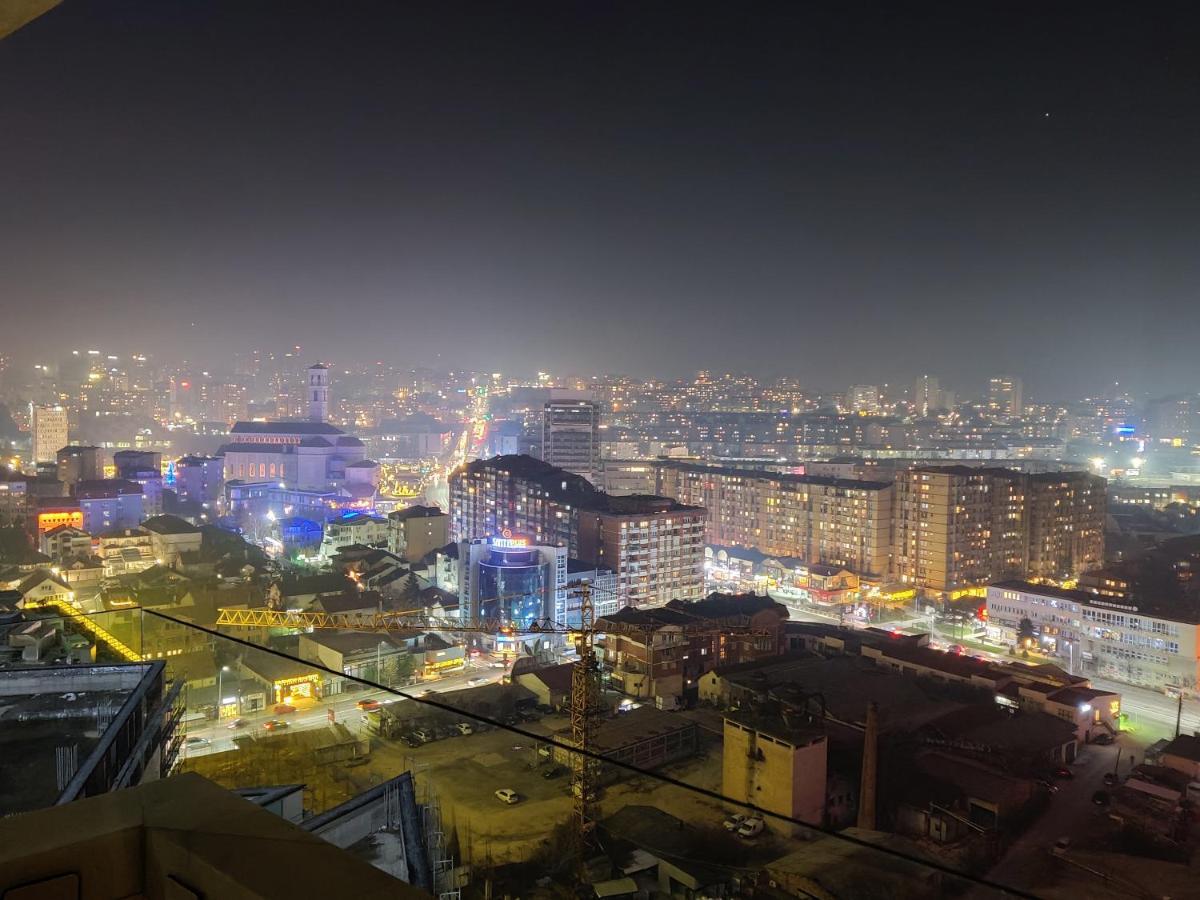 Luxury Sky View Apartment Priştine Dış mekan fotoğraf