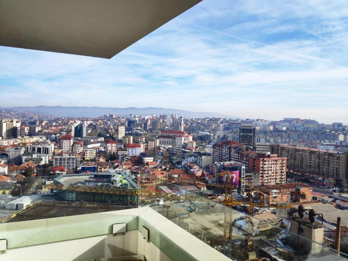 Luxury Sky View Apartment Priştine Dış mekan fotoğraf